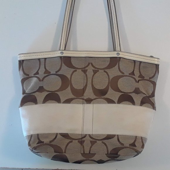 Tan Coach Tote Bag - Picture 2 of 3
